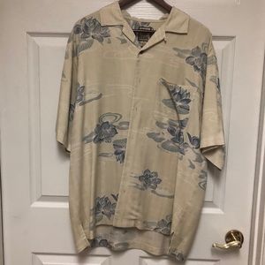 Tommy Bahama Med Camp Shirt Silk.